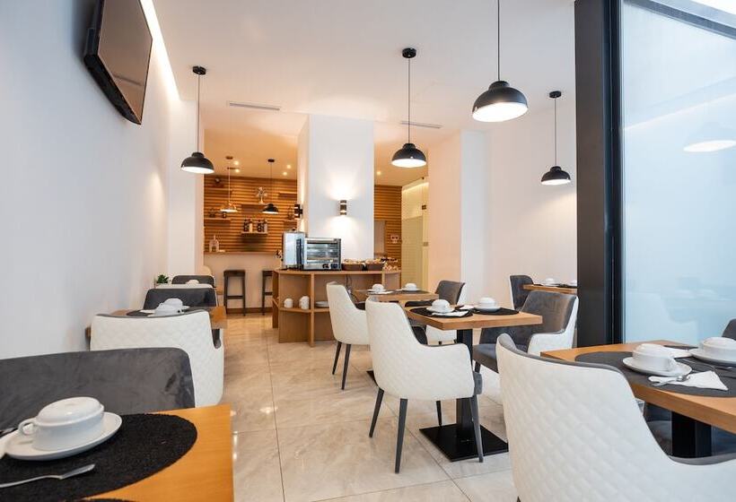 هتل Mystay Porto Batalha