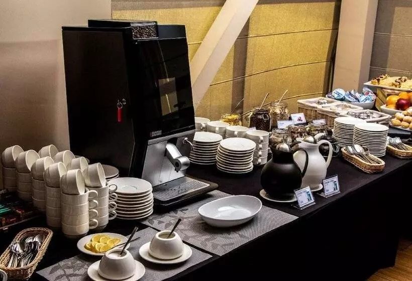 ホテル Olimp Business & Spa