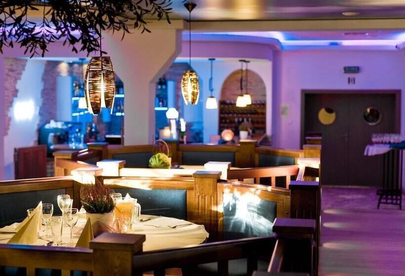 호텔 Olimp Business & Spa