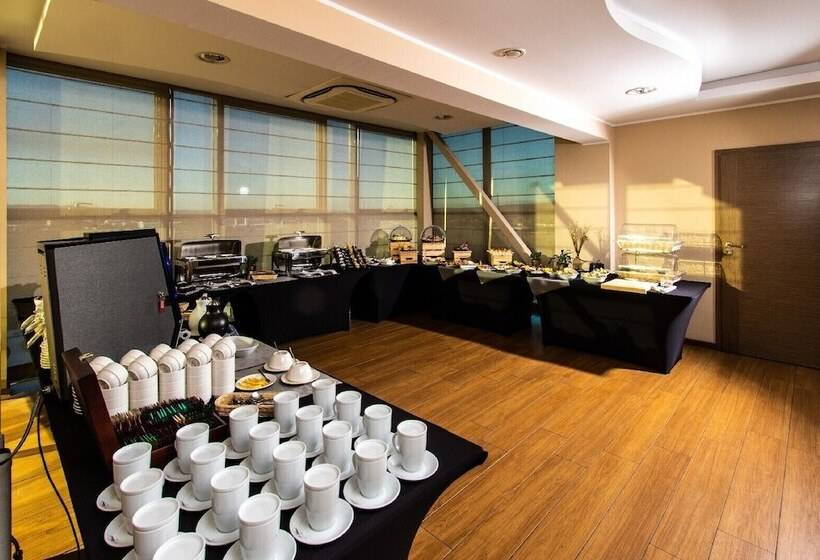 호텔 Olimp Business & Spa