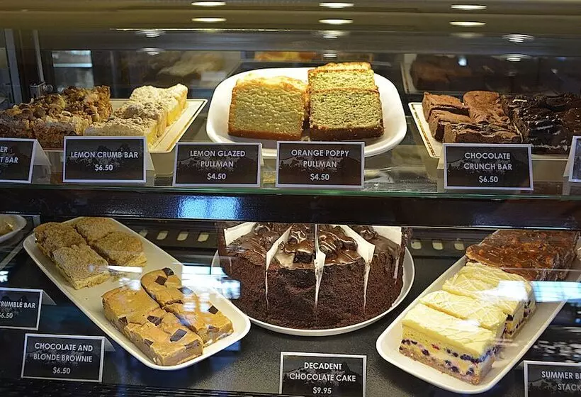 Hotelli Paradise Inn