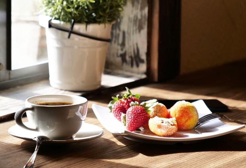 酒店 Paradise Village