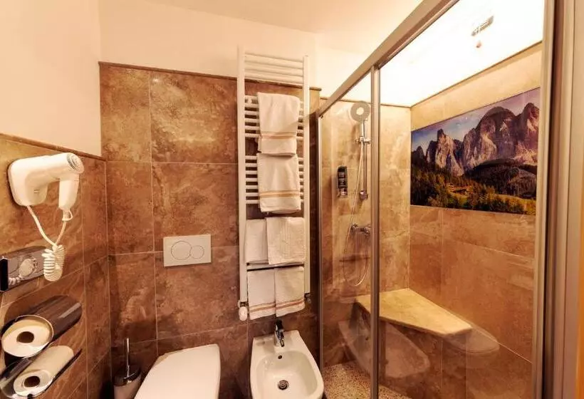 Hotelli Tirol Natural Idyll