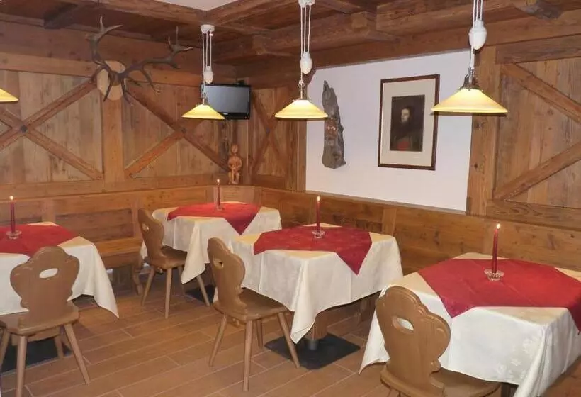 Hotelli Tirol Natural Idyll