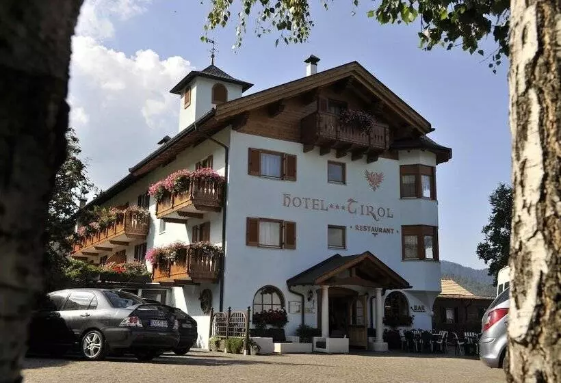 Hotelli Tirol Natural Idyll