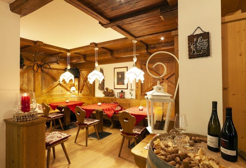 Отель Tirol Natural Idyll