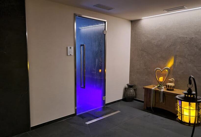 Отель Tirol Natural Idyll