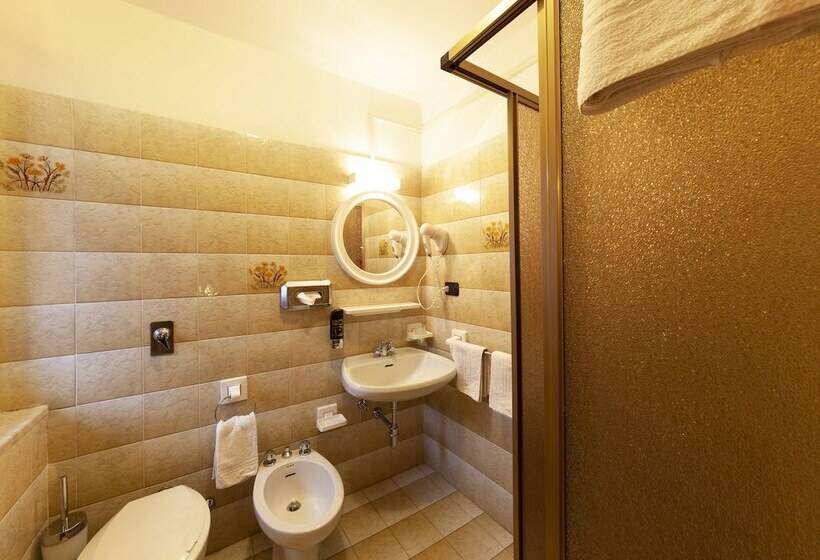 Отель Tirol Natural Idyll