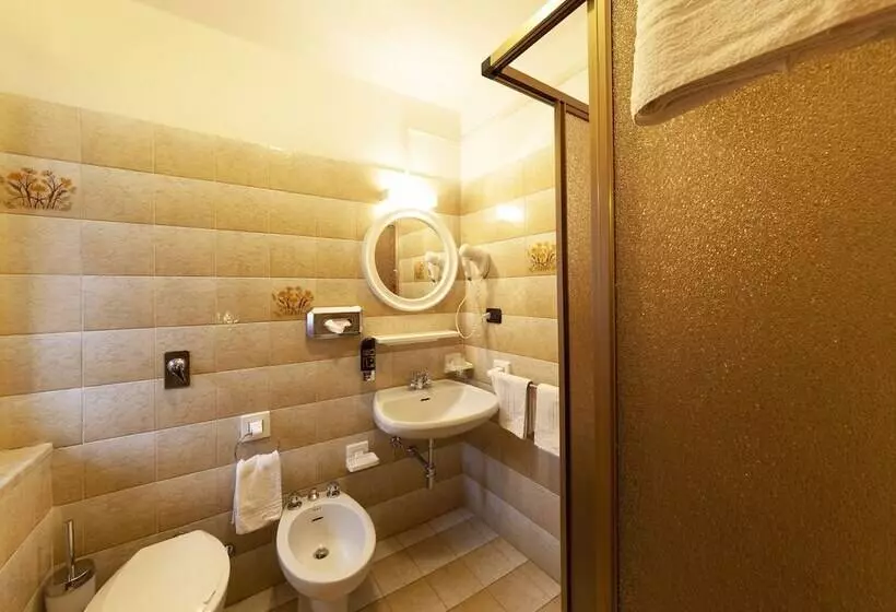 Hotelli Tirol Natural Idyll