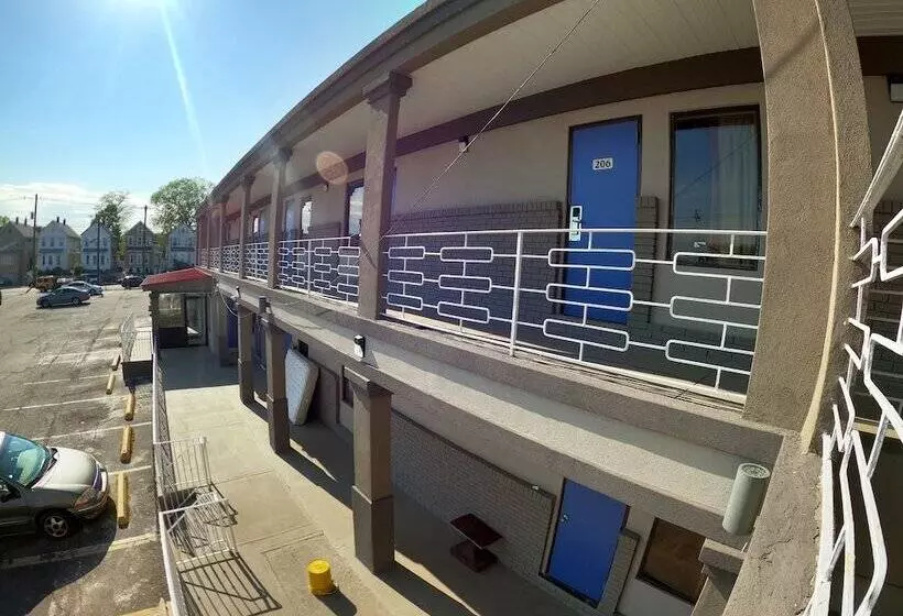 Motelli Rest Inn  Elizabeth