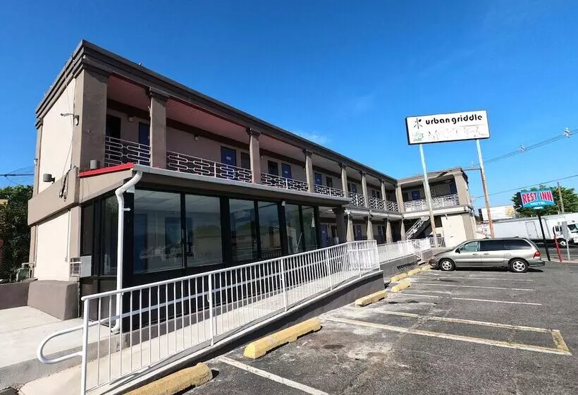 Motelli Rest Inn  Elizabeth