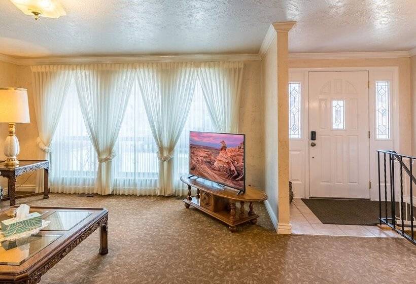Пансион Family Crash Pad Near Slc