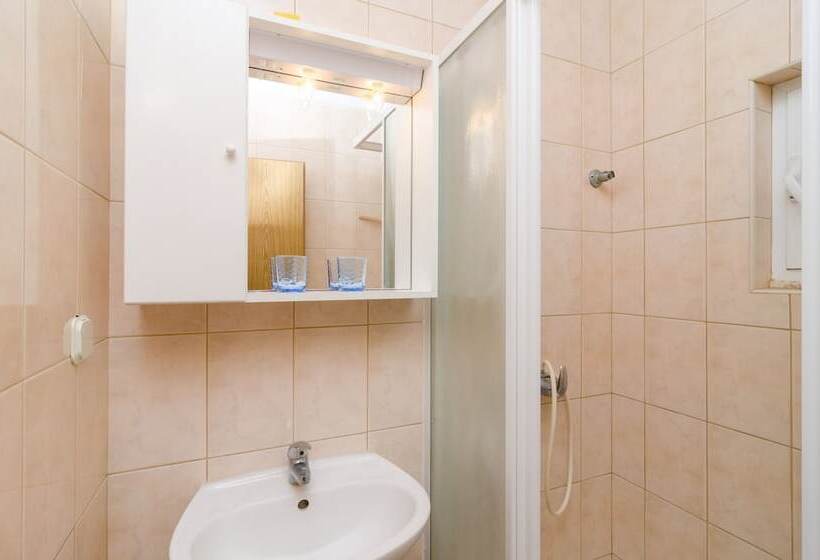 Пансион Guesthouse Sobra