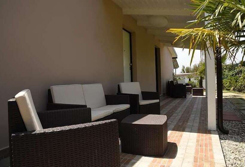 ペンション Marechiaro Paestum