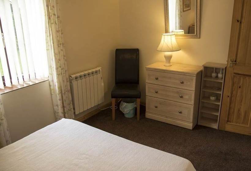 The Chestnuts Holiday Cottages