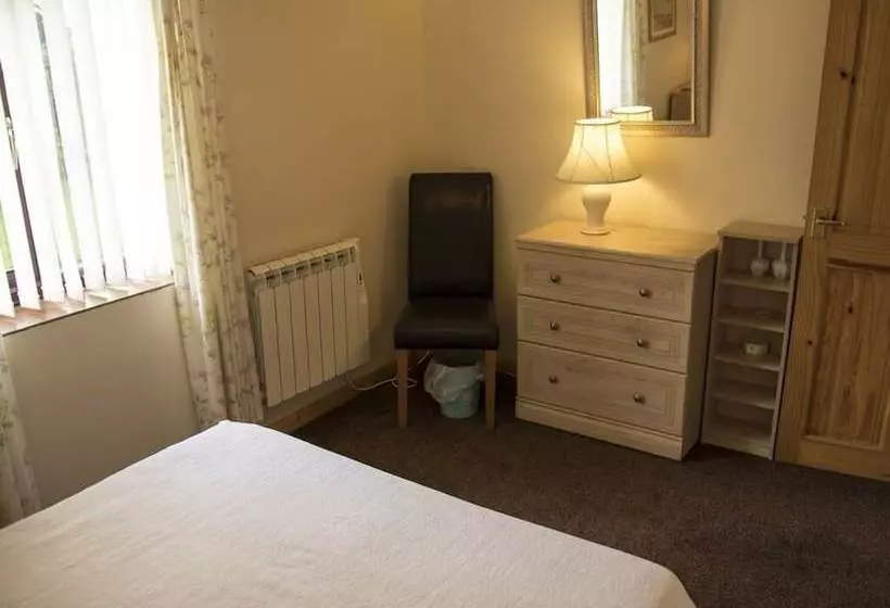 The Chestnuts Holiday Cottages
