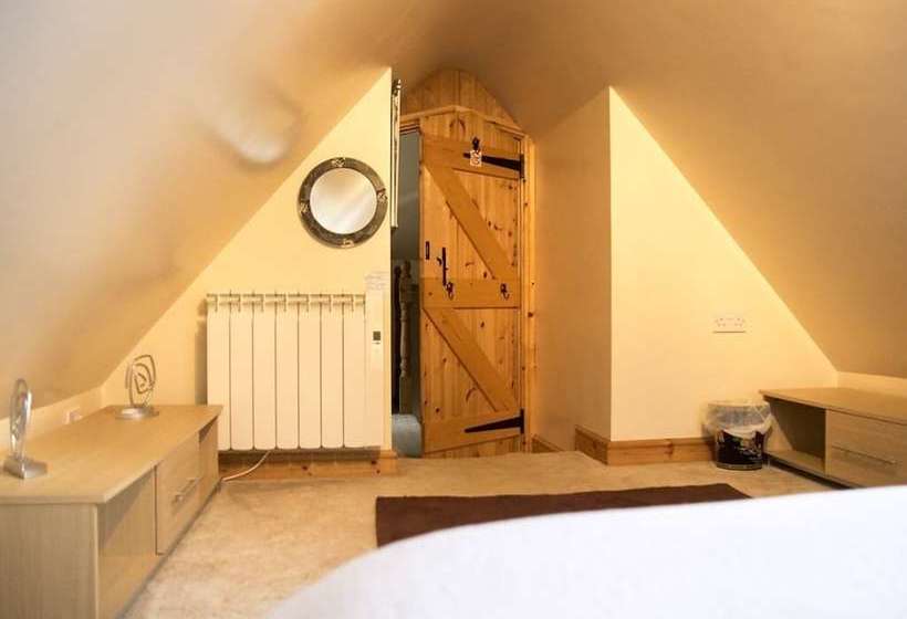 The Chestnuts Holiday Cottages