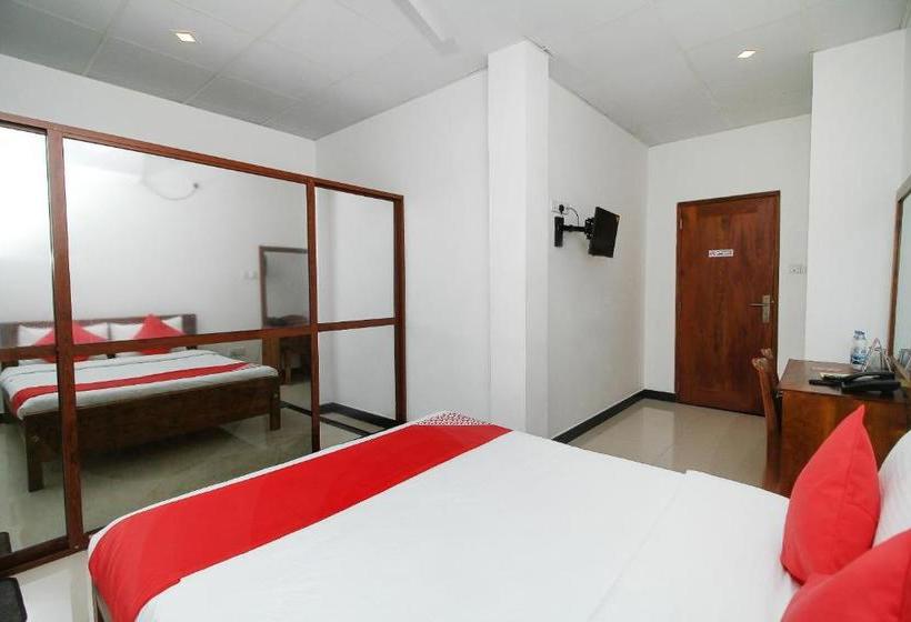 酒店 Grand Rovinka