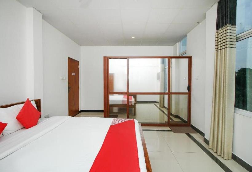 酒店 Grand Rovinka