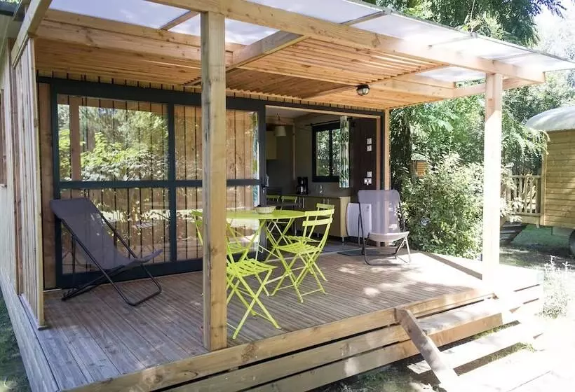 Hotelli Huttopia Beaulieu Sur Dordogne