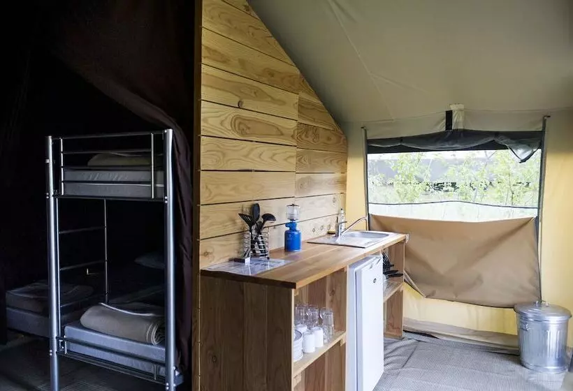 Hotelli Huttopia Beaulieu Sur Dordogne