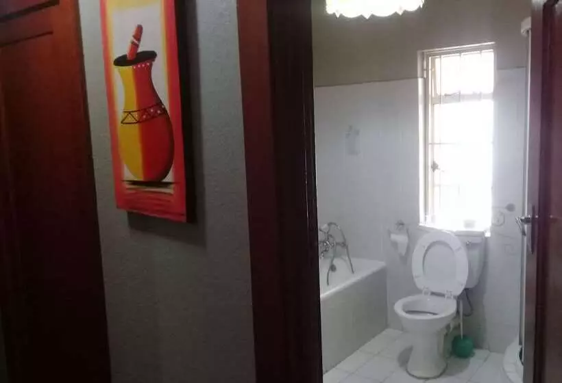 تختخواب و صبحانه Miraton Eastgate Suites