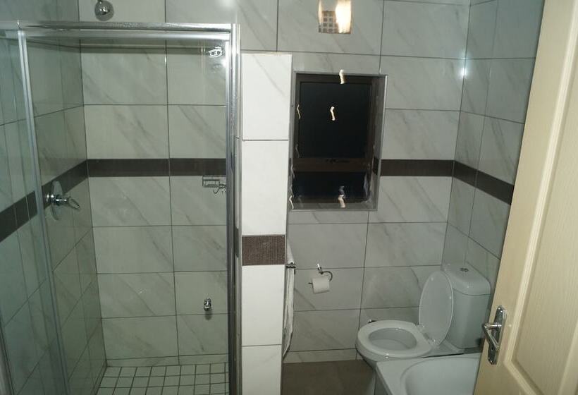 تختخواب و صبحانه Miraton Eastgate Suites