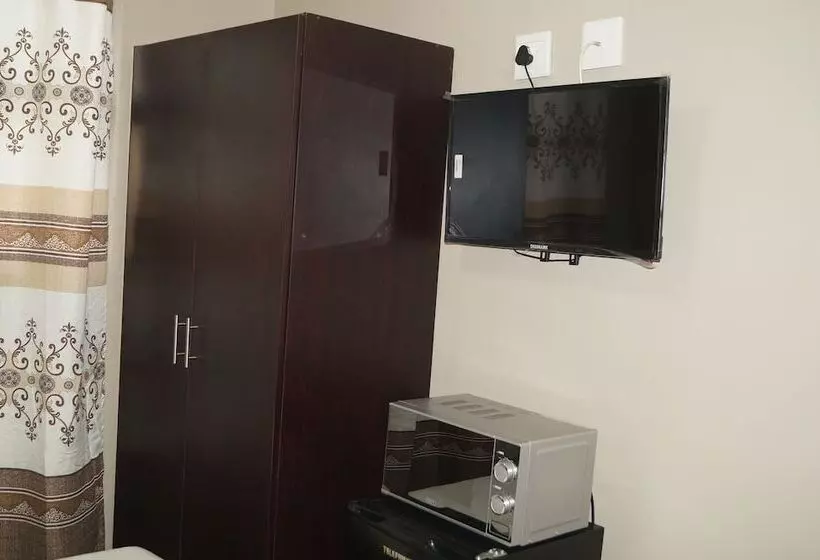 تختخواب و صبحانه Miraton Eastgate Suites