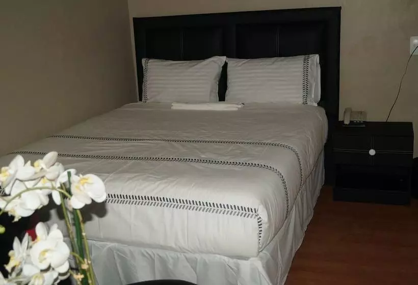 تختخواب و صبحانه Miraton Eastgate Suites
