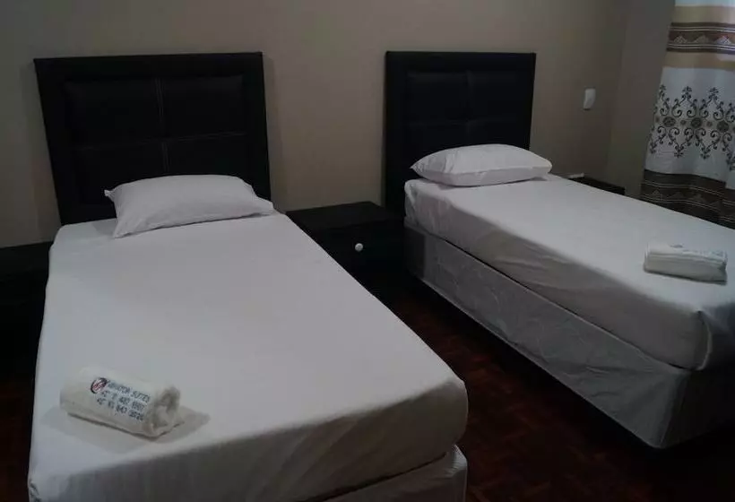 تختخواب و صبحانه Miraton Eastgate Suites