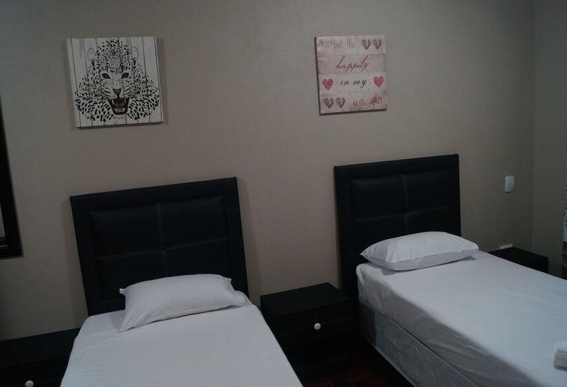 تختخواب و صبحانه Miraton Eastgate Suites