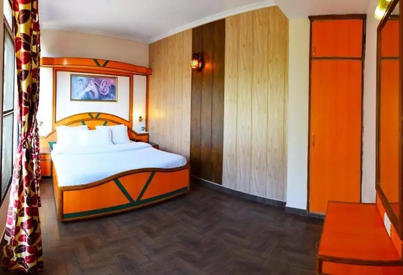 ホテル Exquisite Luxurious Presidential Stay  Pure Veg