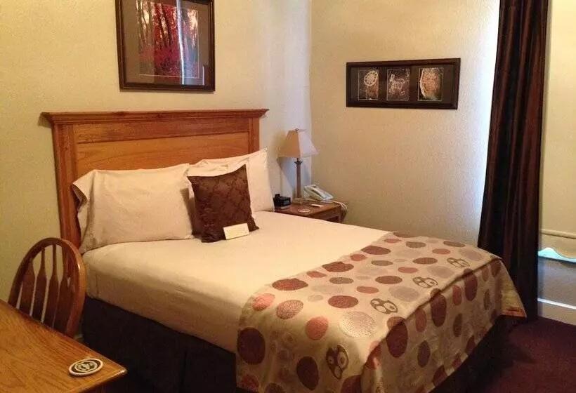 Hotelli Heritage Inn