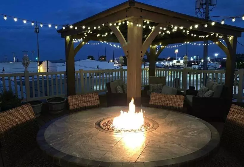 Hotelli Heritage Inn