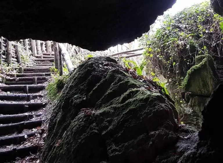 هتل Locanda Delle Grotte Di Onferno