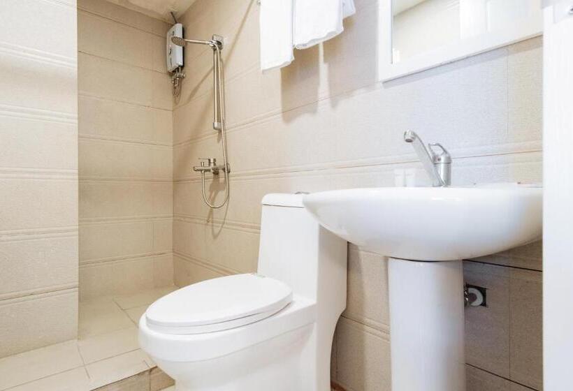 Hotel Northpointe Residences