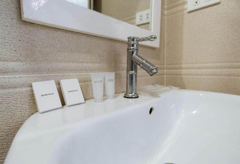 Hotel Northpointe Residences