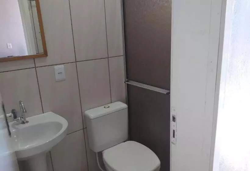 Majatalo Quarto Com Cozinha E Churasqueira Individual