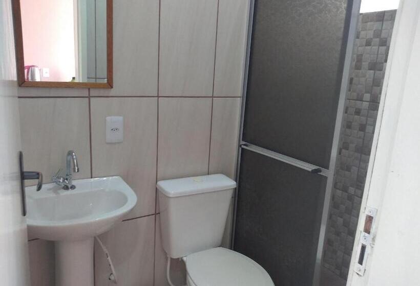 بنسيون Quarto Com Cozinha E Churasqueira Individual