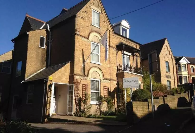 Отель Abbey Lodge