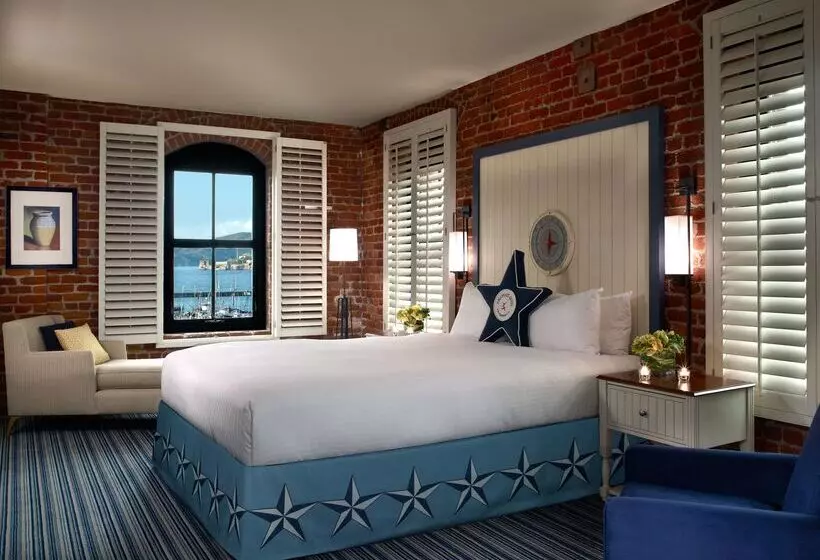 Argonaut Hotel, A Noble House