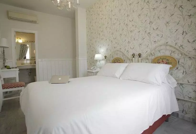 Basic Hotel Puerta De Sevilla