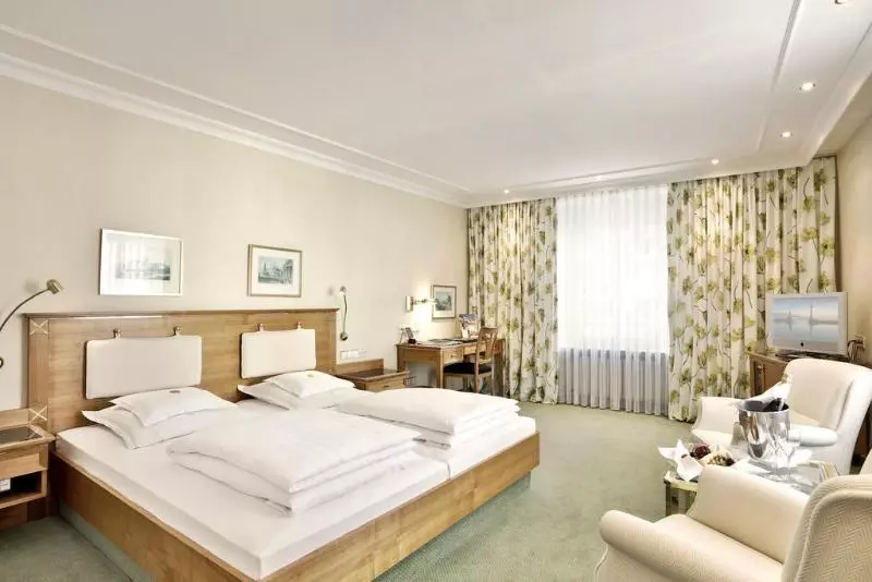 فندق Bayerischer Hof
