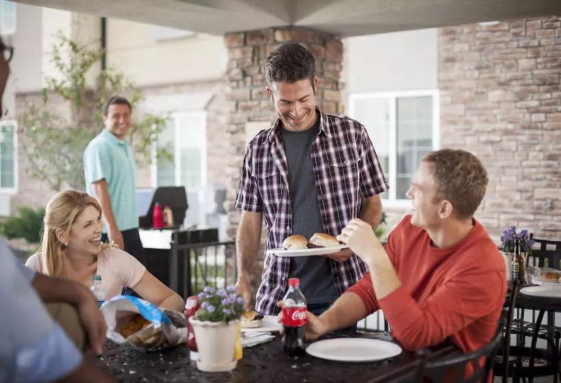 בית מלון כפרי Sonesta Simply Suites San Antonio Nw