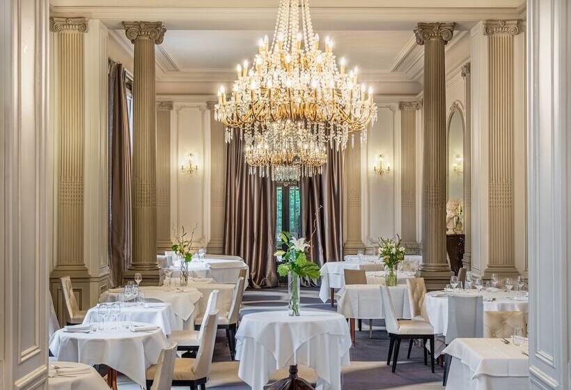 ホテル Chateau Des Reynats