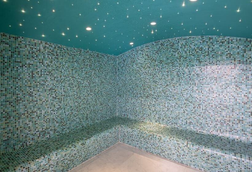 ホテル Chateau Des Reynats