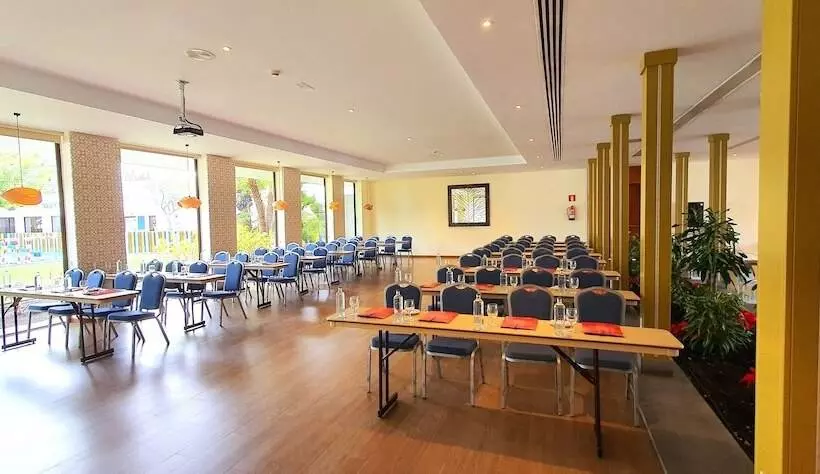 酒店 Costa Calero Thalasso & Spa