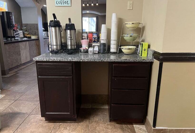 Otel Country Inn & Suites By Radisson, Battle Creek, Mi