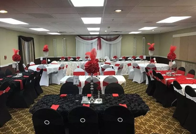 فندق Country Inn & Suites By Radisson, Battle Creek, Mi