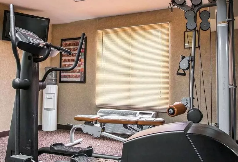 فندق Country Inn & Suites By Radisson, Battle Creek, Mi